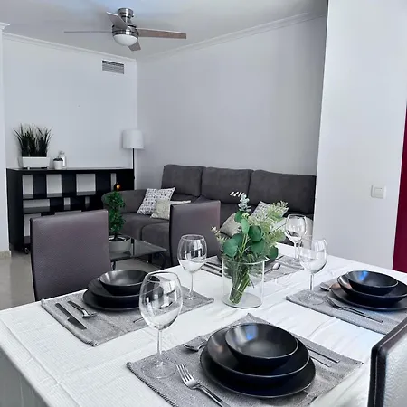Aleda Puerto Playa - Parking Y Piscina Gratis Apartment Malaga