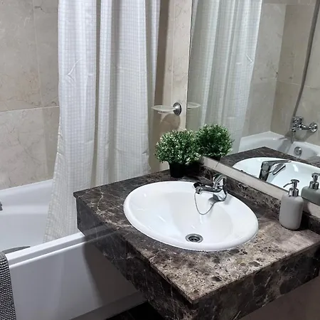Aleda Puerto Playa - Parking Y Piscina Gratis * Malaga