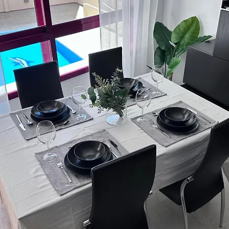 Apartment Aleda Puerto Playa - Parking Y Piscina Gratis Malaga